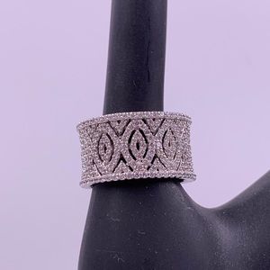 Quality Crystal Band